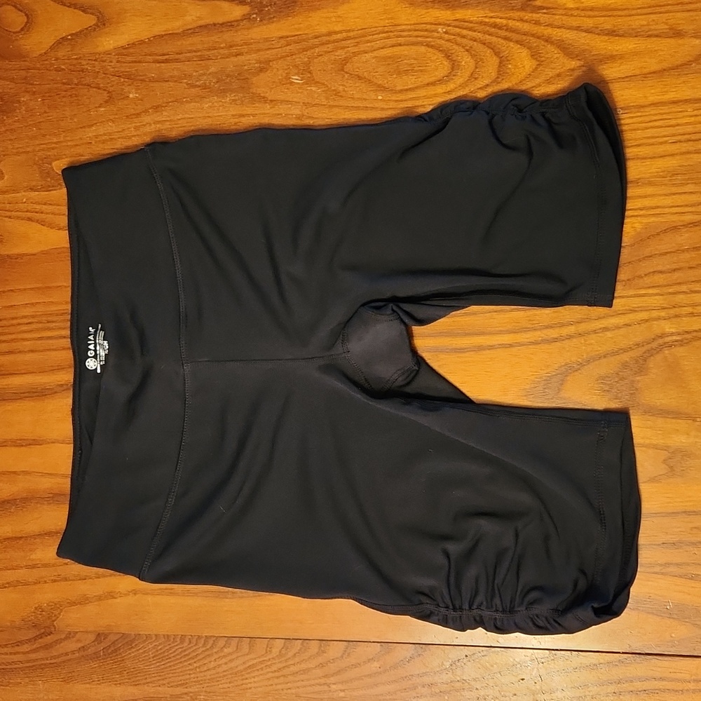 SM Women shorts black, spandex